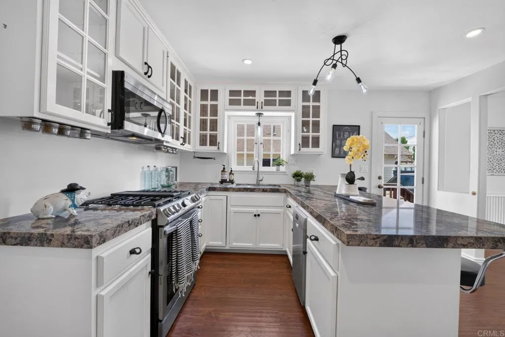 https://cdn.realtyfeed.com/cdn/127/306762823/2097eb1be65bf39baf6d8d5e16788d1a.webp
