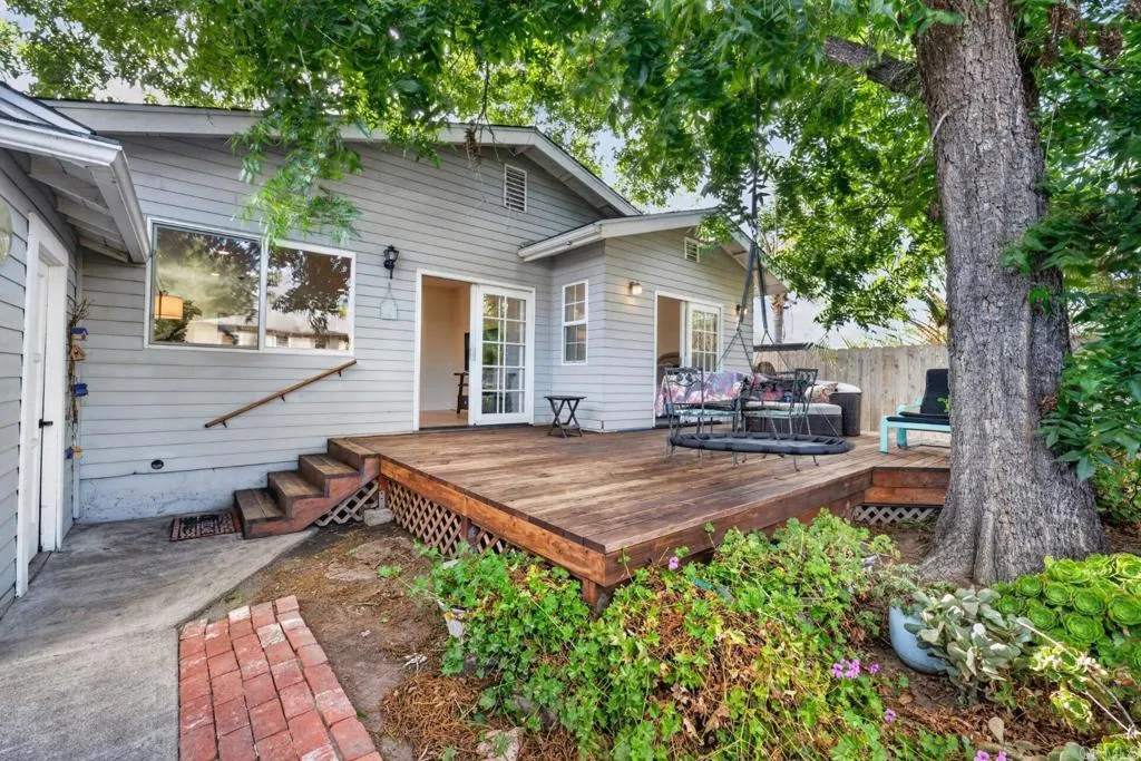 https://cdn.realtyfeed.com/cdn/127/306762823/50969bfa4e3c35292e6af86064b96c12.webp