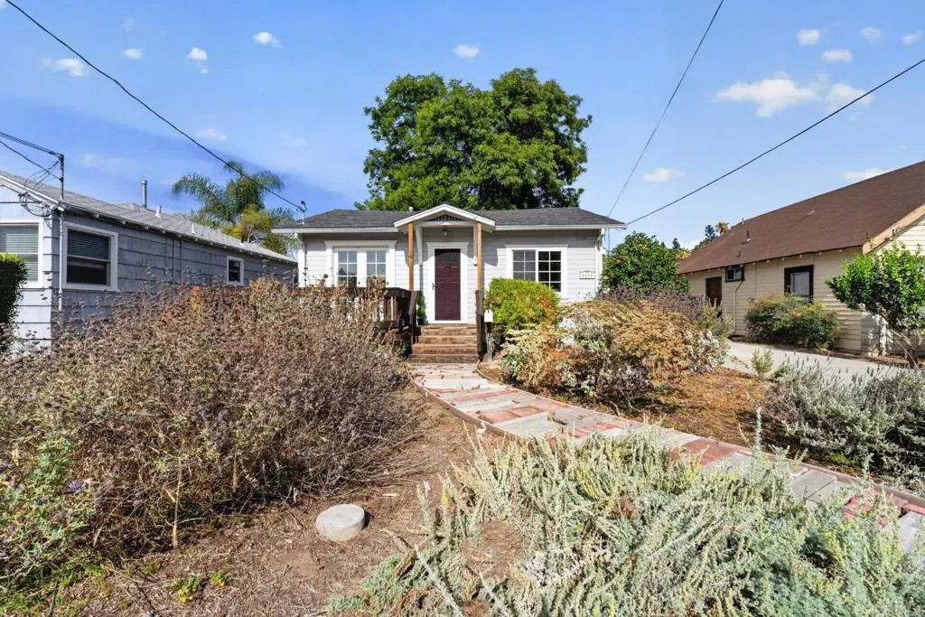 https://cdn.realtyfeed.com/cdn/127/306762823/7a9a5bc276350c7de60c387fe5ce8d5a.webp