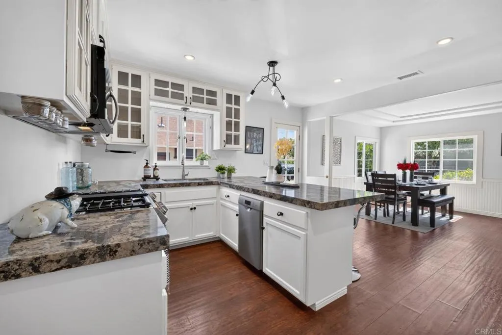 https://cdn.realtyfeed.com/cdn/127/306762823/ead060ada0769d7ec6f1ed43768776ac.webp