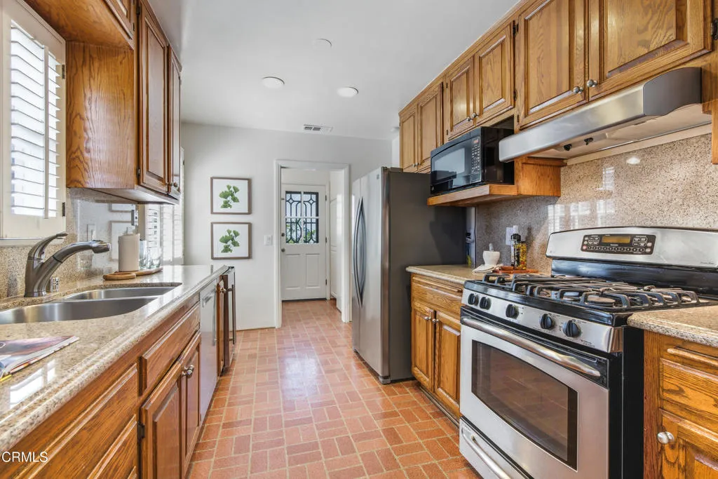 2619 Mary Street, La Crescenta, CA 91214 - Photo 4 of 18, La Crescenta, CA
