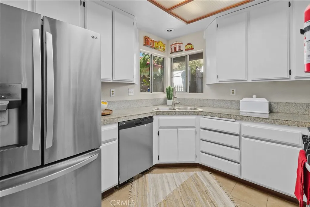 1837 De Carmen Drive, Colton, CA 92324 - Photo 5 of 14, Colton, CA
