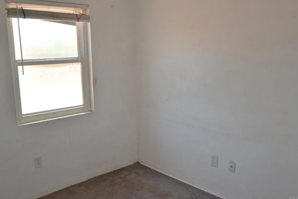 https://cdn.realtyfeed.com/cdn/127/306762875/188ea18e0b41f4f65e14d152e3a48458.webp