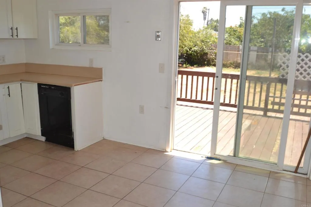 https://cdn.realtyfeed.com/cdn/127/306762875/8f752c7d0ce09f8501a0580e36fc0d7b.webp