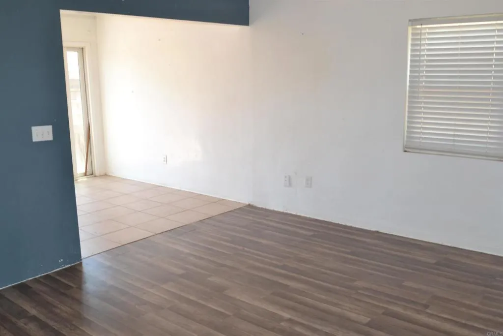 https://cdn.realtyfeed.com/cdn/127/306762875/ff3980810b39e2f9e289c0f7fe3a3653.webp