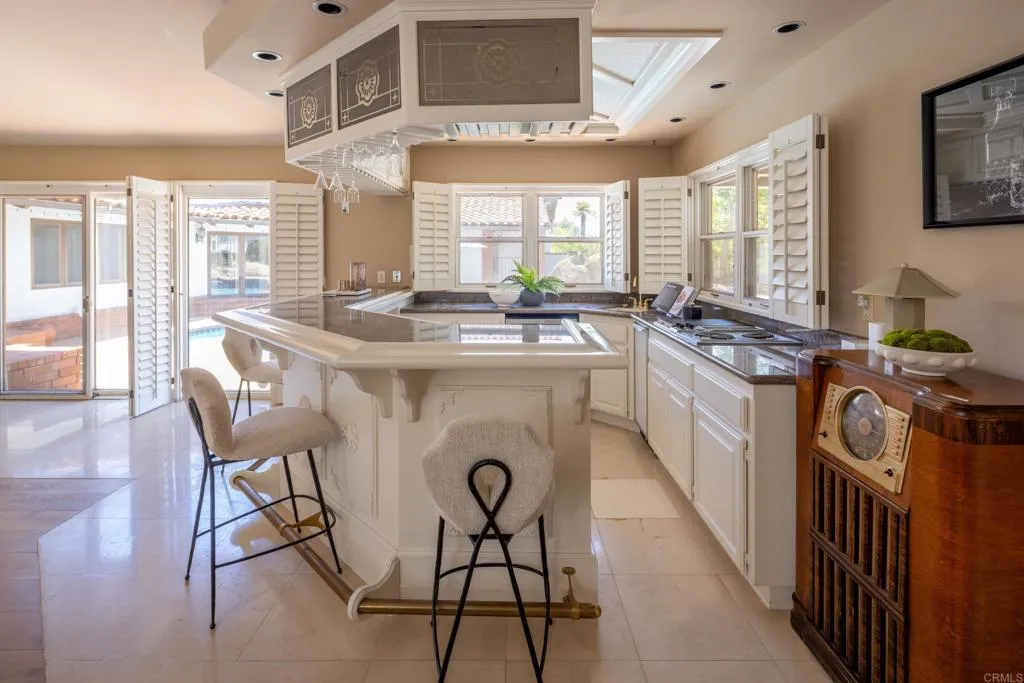 https://cdn.realtyfeed.com/cdn/127/306762876/1459068c4fa0bbc11bf35a4da79ad490.webp