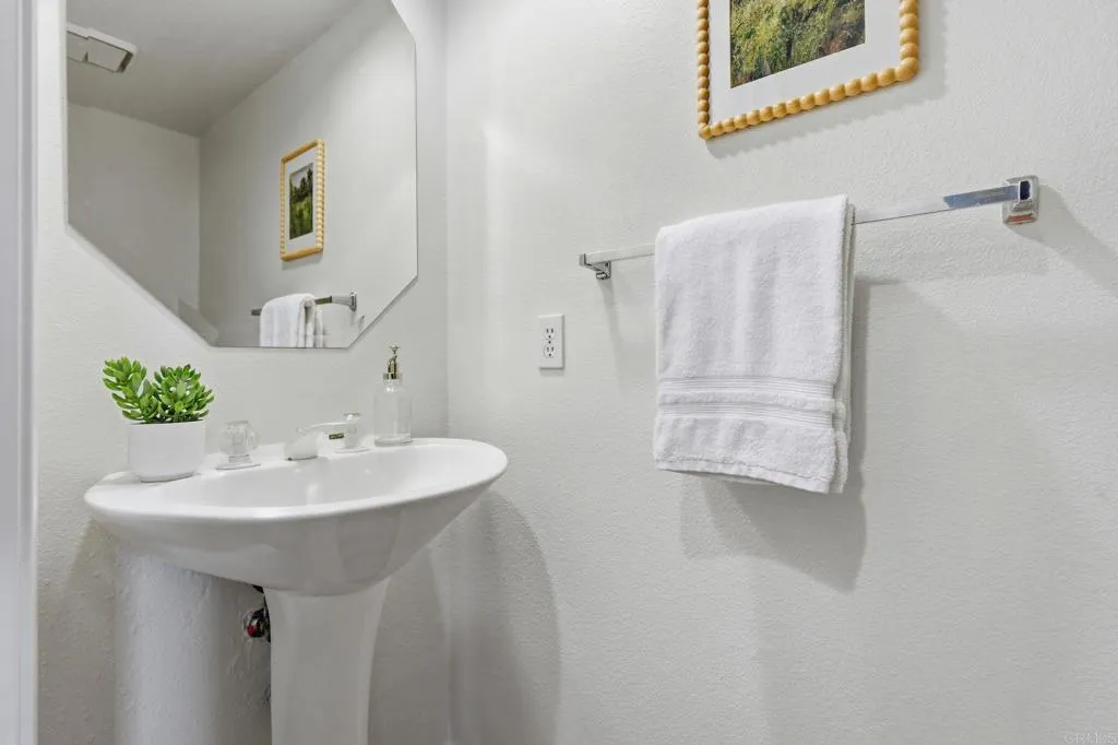Photo #11: PTP2605145 Listing: Photo #11