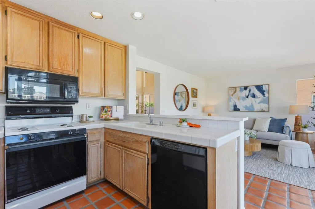 Photo #9: PTP2605145 Listing: Photo #9
