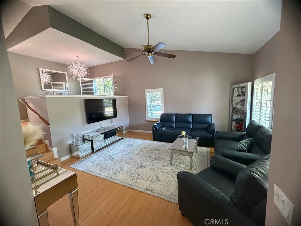 26341 Rainbow Glen Drive, Newhall, CA 91321 - Photo 3 of 25, Newhall, CA