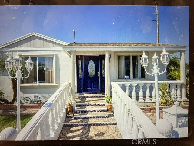 3300 W Chandler Boulevard, Burbank, CA 91505 - Main photo, Burbank, CA