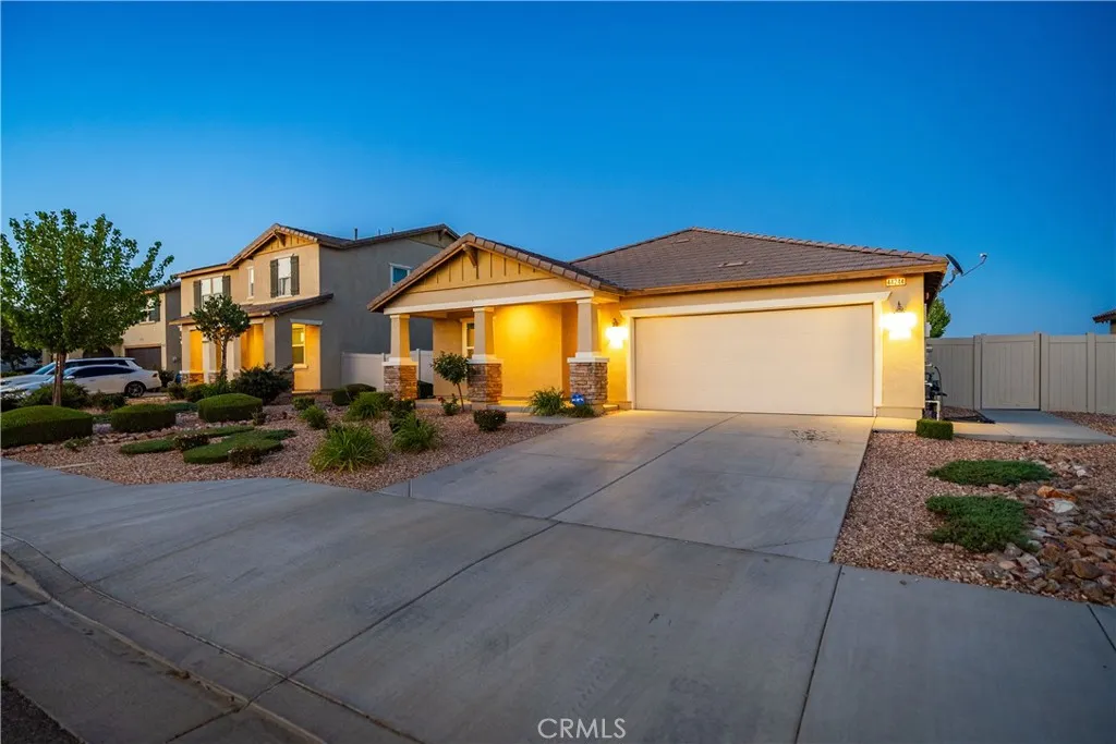 44244 Ryckebosch Lane, Lancaster, CA 93535 - Photo 2 of 35, Lancaster, CA