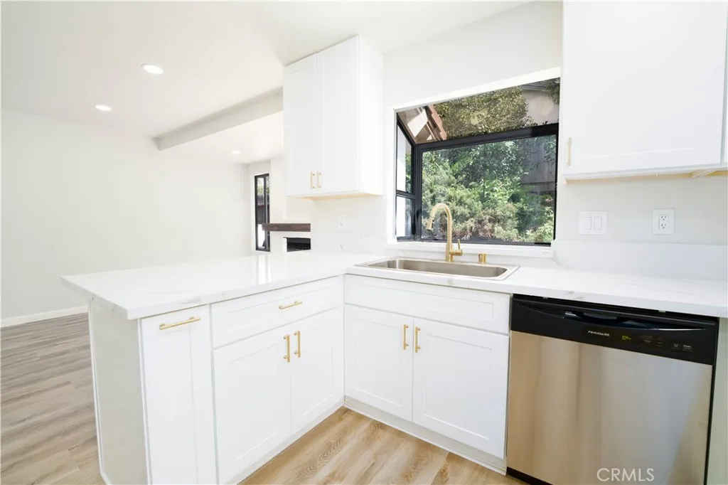 41614 Zinfandel, Temecula, CA 92591 - Photo 3 of 15, Temecula, CA