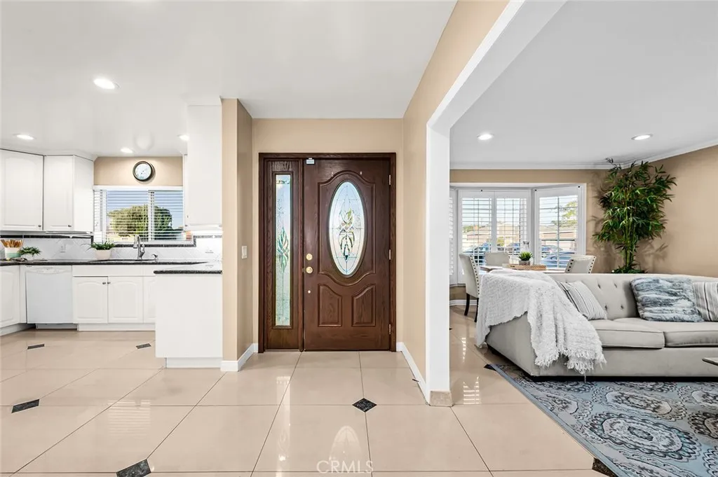 14913 Roxton Avenue, Gardena, CA 90249 - Photo 4 of 43, Gardena, CA