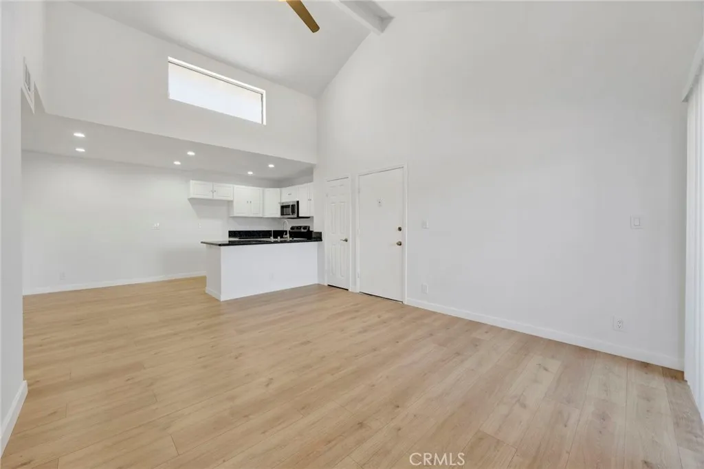 25027 Peachland Avenue Unit 260, Newhall, CA 91321 - Photo 5 of 28, Newhall, CA