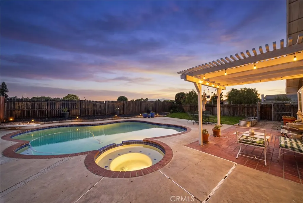 990 Queensdale Ave, Corona, CA 92878 - Photo 4 of 41, Corona, CA