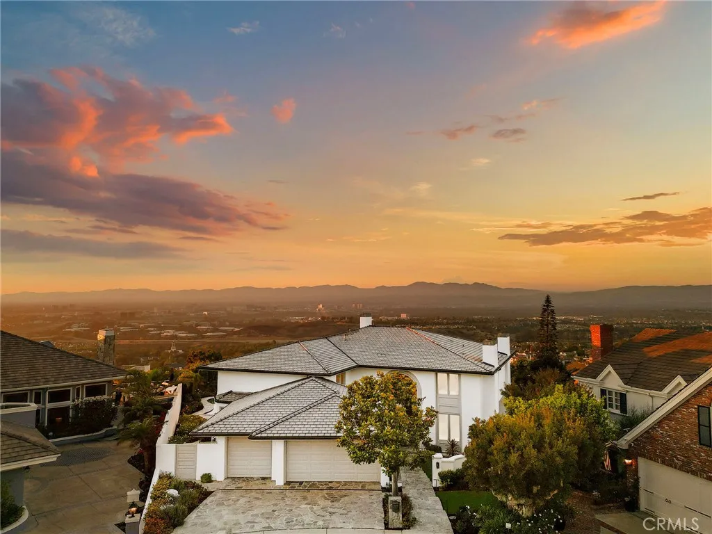 17 Napoli, Newport Beach, CA 92660 - Photo 2 of 56, Newport Beach, CA