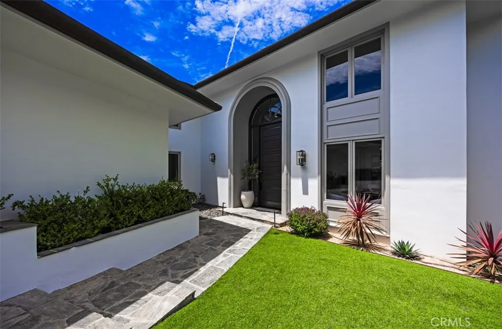 17 Napoli, Newport Beach, CA 92660 - Photo 4 of 56, Newport Beach, CA