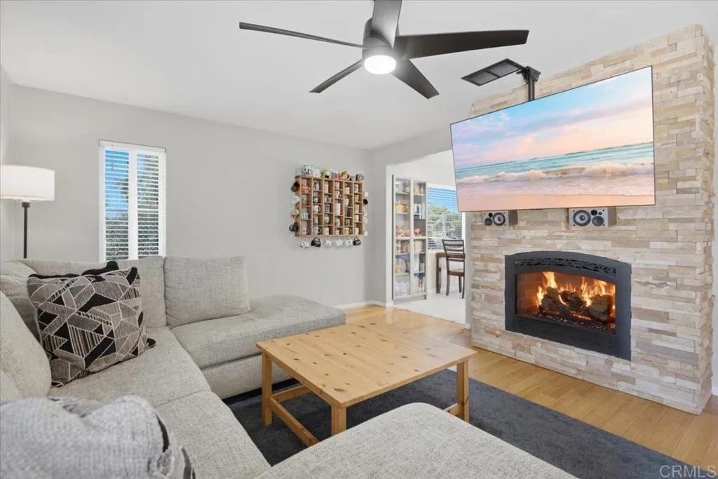 https://cdn.realtyfeed.com/cdn/127/306762965/35df9b1628f2d68c88b8a8ad6faca800.webp
