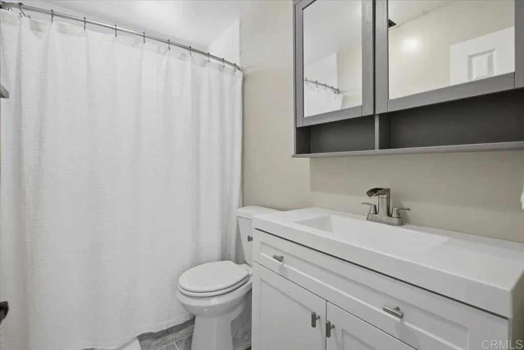 https://cdn.realtyfeed.com/cdn/127/306762965/83ae3fbbc1d2058c2657377a3b519b45.webp