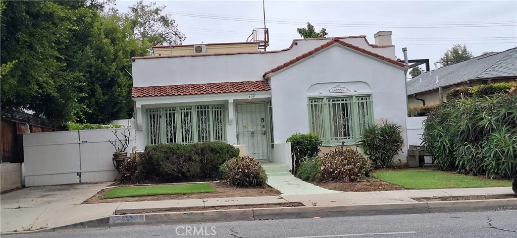 906 N Crescent Heights, Los Angeles, CA 90046 - Main photo, Los Angeles, CA