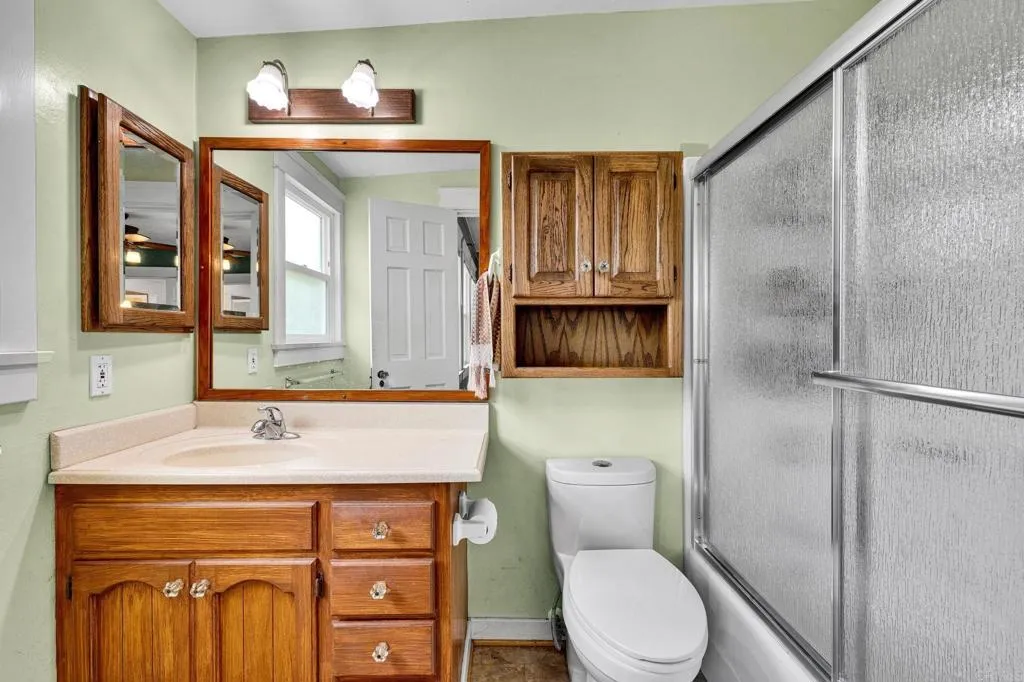 https://cdn.realtyfeed.com/cdn/127/306762974/38fd5be21b6036c3085638ba3c2f8f7d.webp