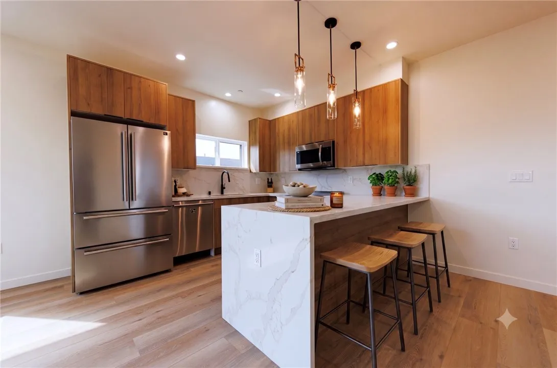 5933 Comey Avenue Unit 1, Los Angeles, CA 90034 - Photo 4 of 45, Los Angeles, CA