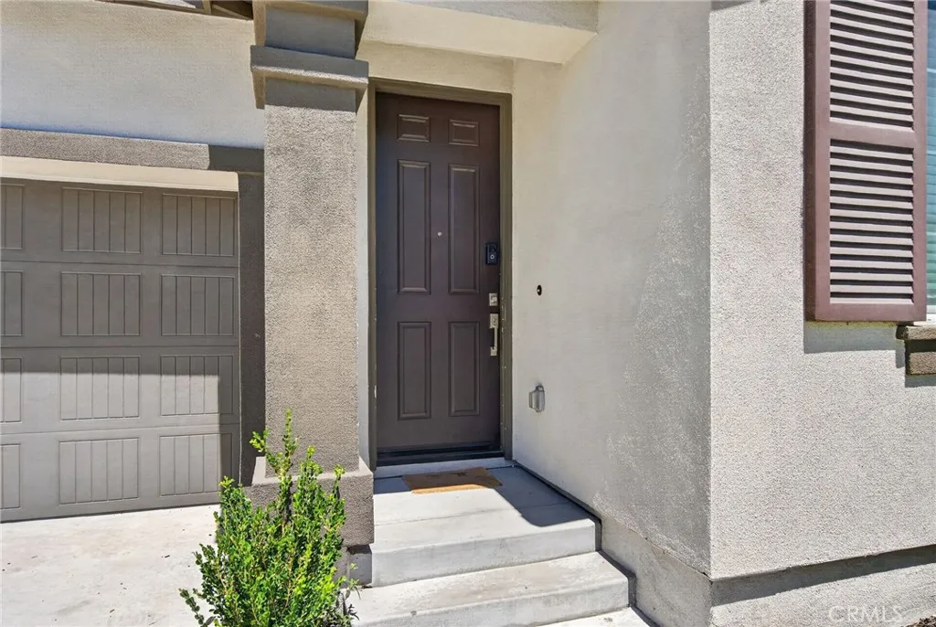 590 Colorado Drive, Rialto, CA 92377 - Photo 4 of 38, Rialto, CA