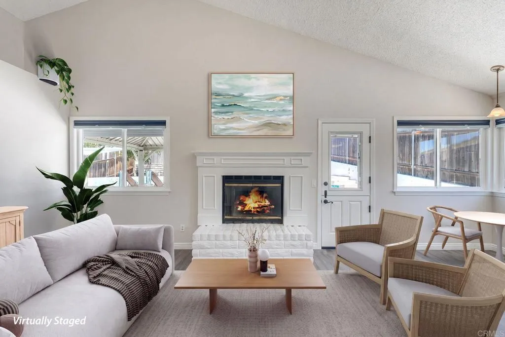 https://cdn.realtyfeed.com/cdn/127/306763052/2a17d6bc1f1dce9ef1e2905495a5996d.webp