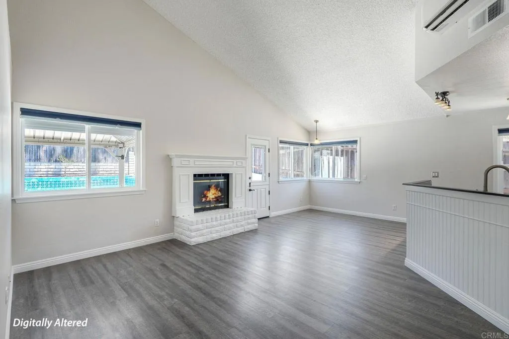 https://cdn.realtyfeed.com/cdn/127/306763052/3062c37e31cf72684dca8b13db0b8ef4.webp