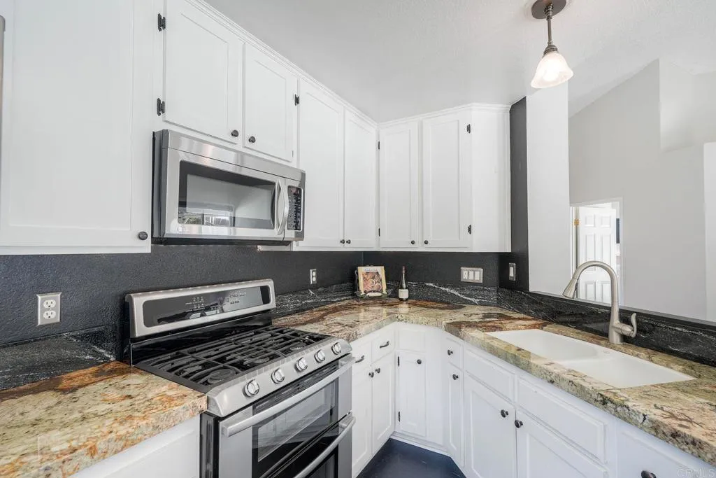 https://cdn.realtyfeed.com/cdn/127/306763052/5f9ae9adbc9003698aa0d8479540d9e5.webp