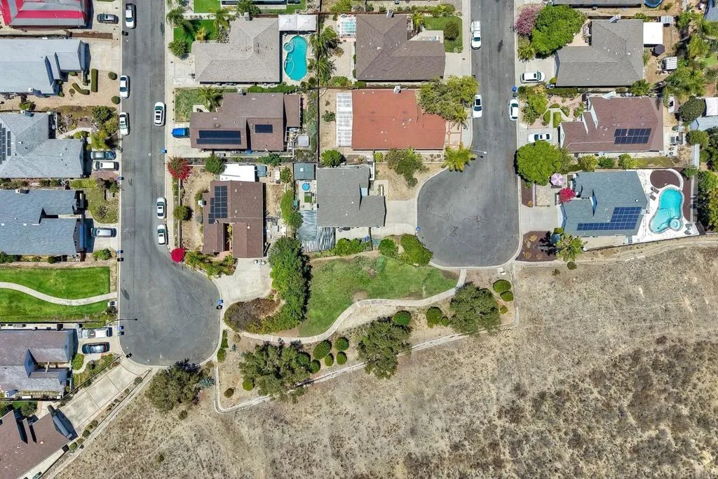 https://cdn.realtyfeed.com/cdn/127/306763052/95b4e13e02cd02895f392ae02ee37fa2.webp