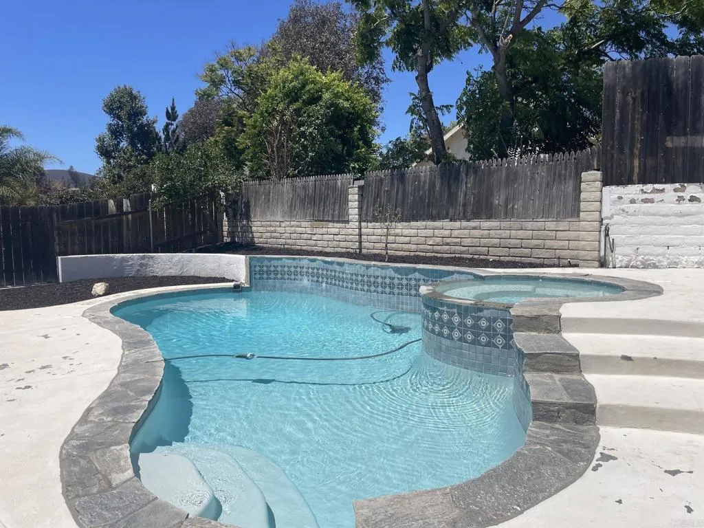https://cdn.realtyfeed.com/cdn/127/306763052/c761d52a28b47be833dd6962248ed2df.webp