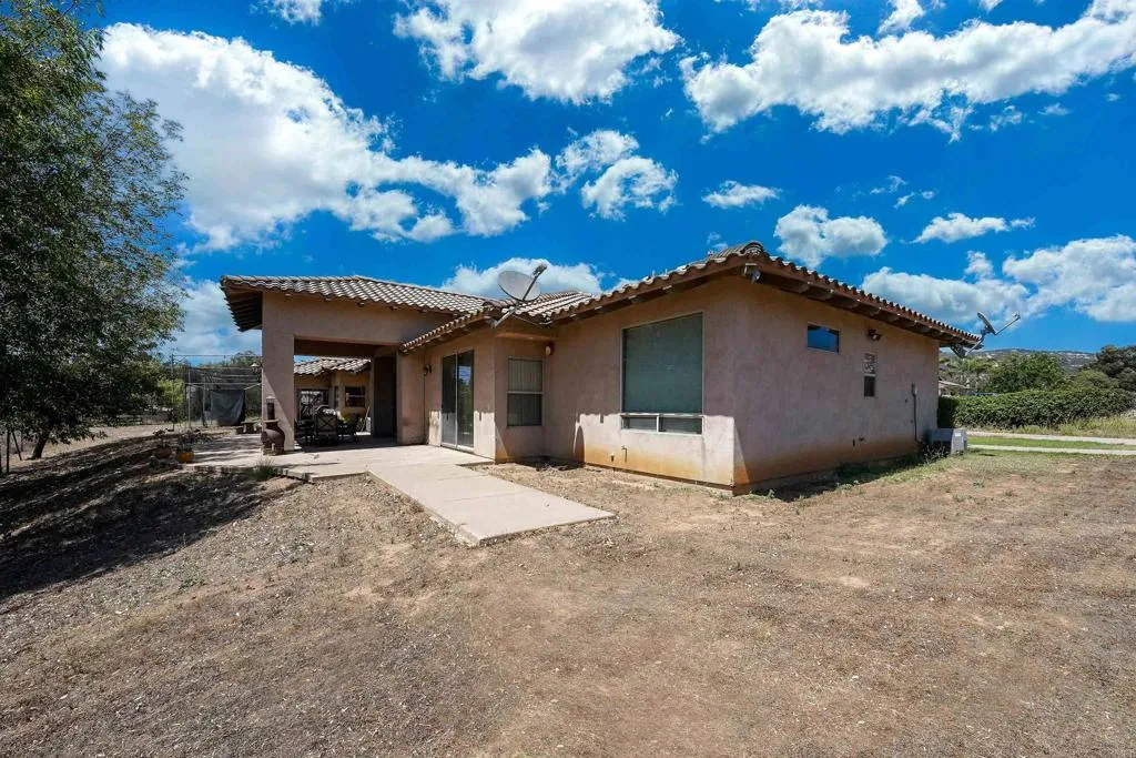 https://cdn.realtyfeed.com/cdn/127/306763056/5fff676fa0d55541d40040aac3c7d425.webp