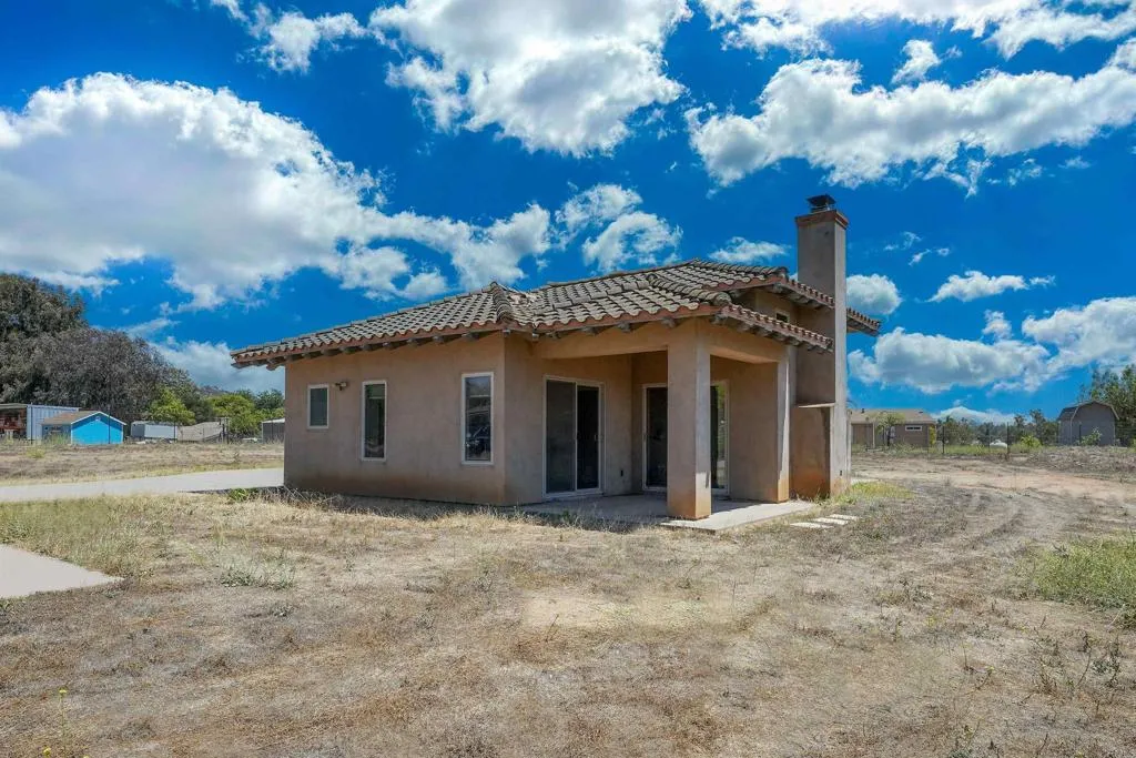 https://cdn.realtyfeed.com/cdn/127/306763056/cb533862ca96a8cb014a9d79f6b78a13.webp