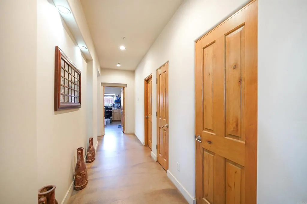 https://cdn.realtyfeed.com/cdn/127/306763056/e8314c361019cb4d7184dfb4f0e9719d.webp