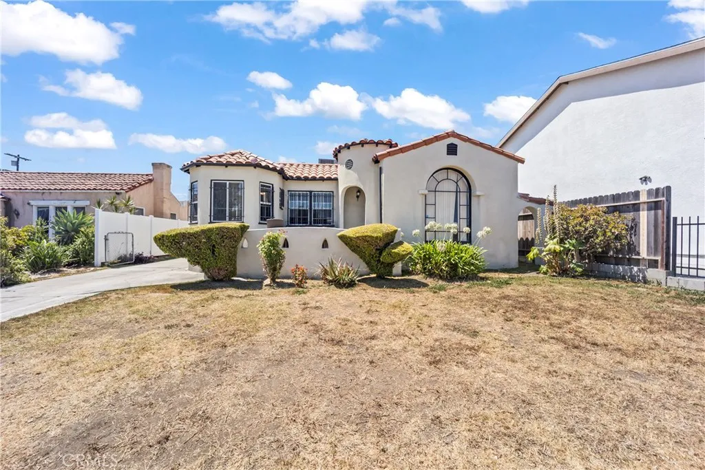1442 W 83rd, Los Angeles, CA 90047 - Main photo, Los Angeles, CA