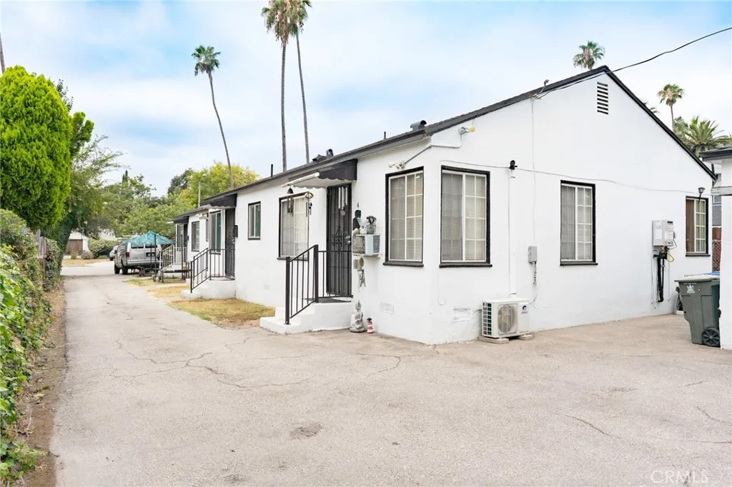 1758 Lincoln Avenue, Pasadena, CA 91103 - Photo 5 of 9, Pasadena, CA