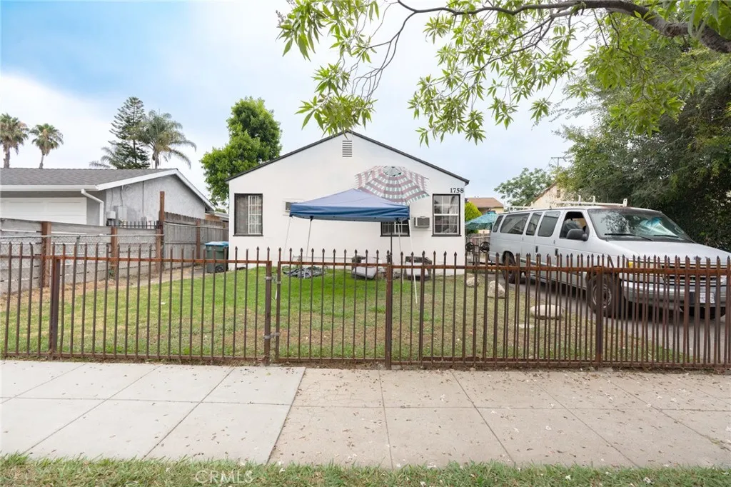 1758 Lincoln Avenue, Pasadena, CA 91103 - Photo 3 of 9, Pasadena, CA