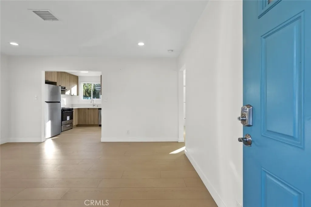 6661 Beck Avenue, North Hollywood, CA 91606 - Photo 3 of 18, North Hollywood, CA