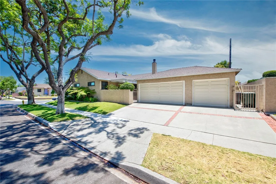 4863 Ocana Avenue, Lakewood, CA 90713 - Photo 2 of 42, Lakewood, CA