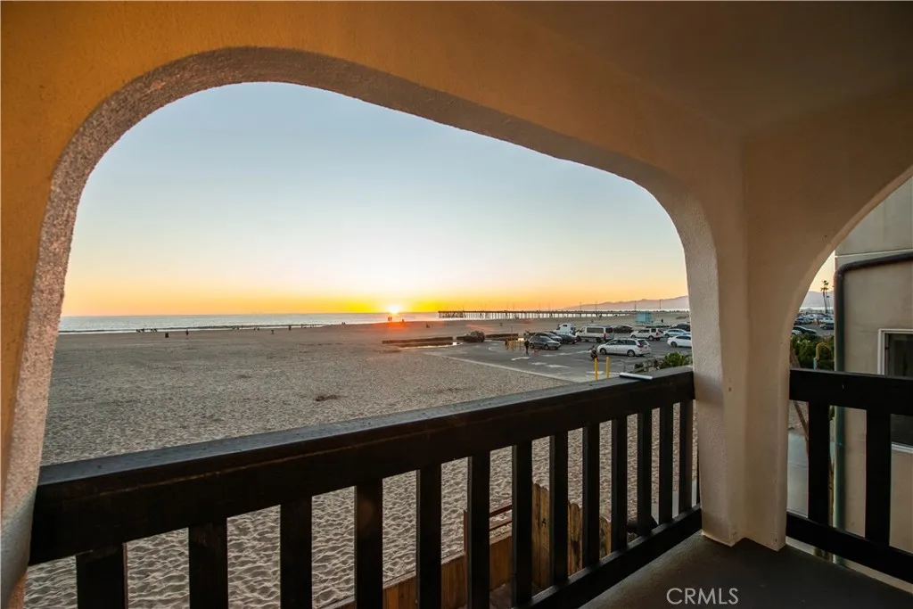 3407 Ocean Front Unit B, Los Angeles, CA 90292 - Photo 4 of 16, Los Angeles, CA