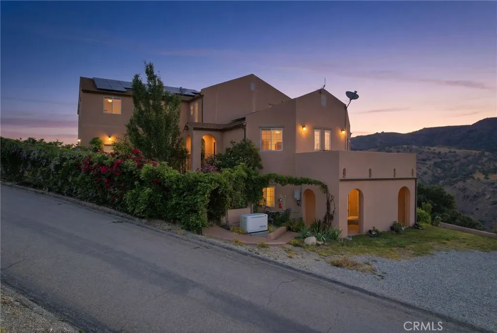 19701 Dovetail, Tehachapi, CA 93561 - Photo 2 of 74, Tehachapi, CA