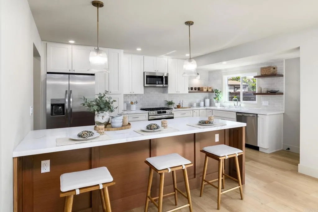 https://cdn.realtyfeed.com/cdn/127/306763178/3a3e54f366ece9aa2f0868b5efc0bb1a.webp