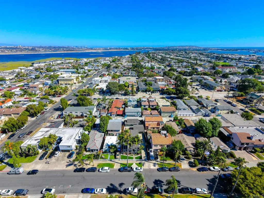 https://cdn.realtyfeed.com/cdn/127/306763178/4008f20f61d1bb84becf83eb8c91dcb5.webp
