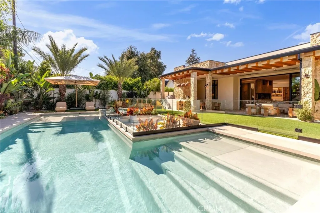 12142 Emelita Street, Valley Village, CA 91607 - Main photo, Valley Village, CA