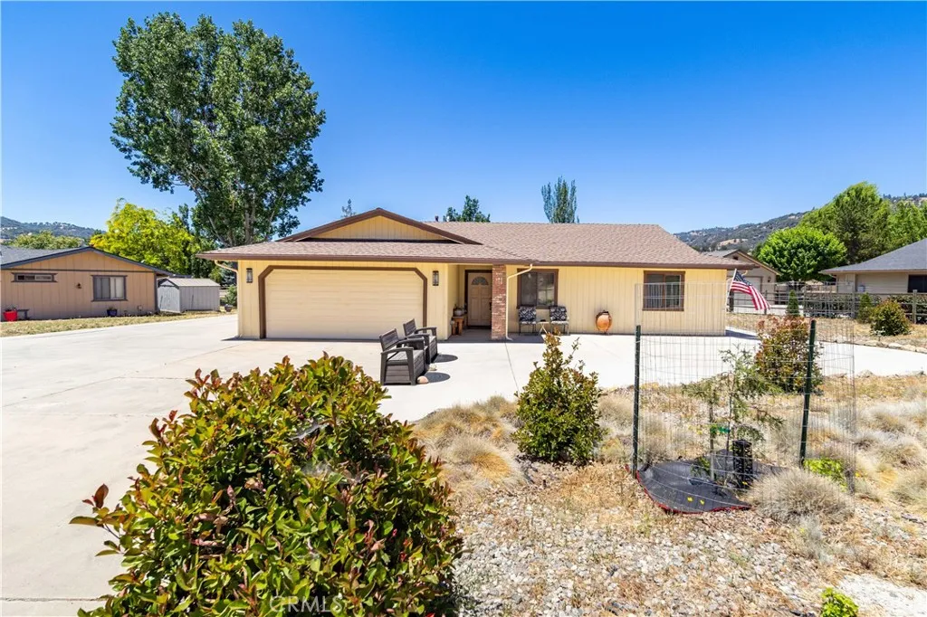 29381 Fawn Way, Tehachapi, CA 93561 - Main photo, Tehachapi, CA