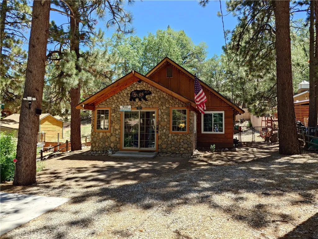 Big Bear Lake, CA 92315