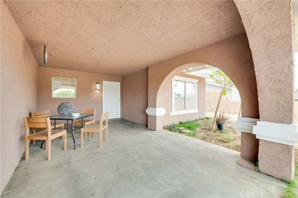 6425 Stover, Riverside, CA 92505 - Photo 2 of 30, Riverside, CA
