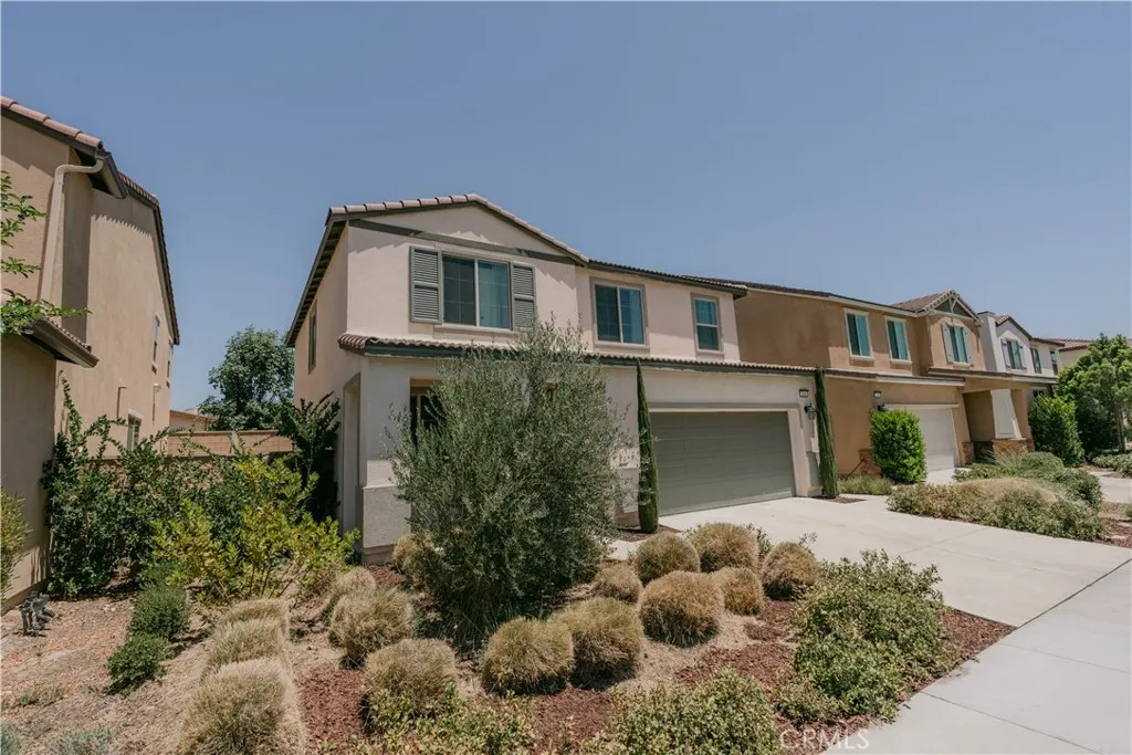560 E Vodden, Rialto, CA 92376 - Photo 3 of 59, Rialto, CA