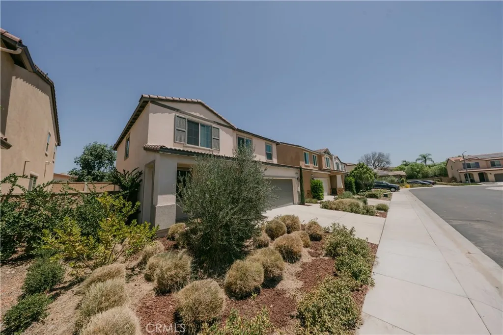 560 E Vodden, Rialto, CA 92376 - Photo 4 of 59, Rialto, CA